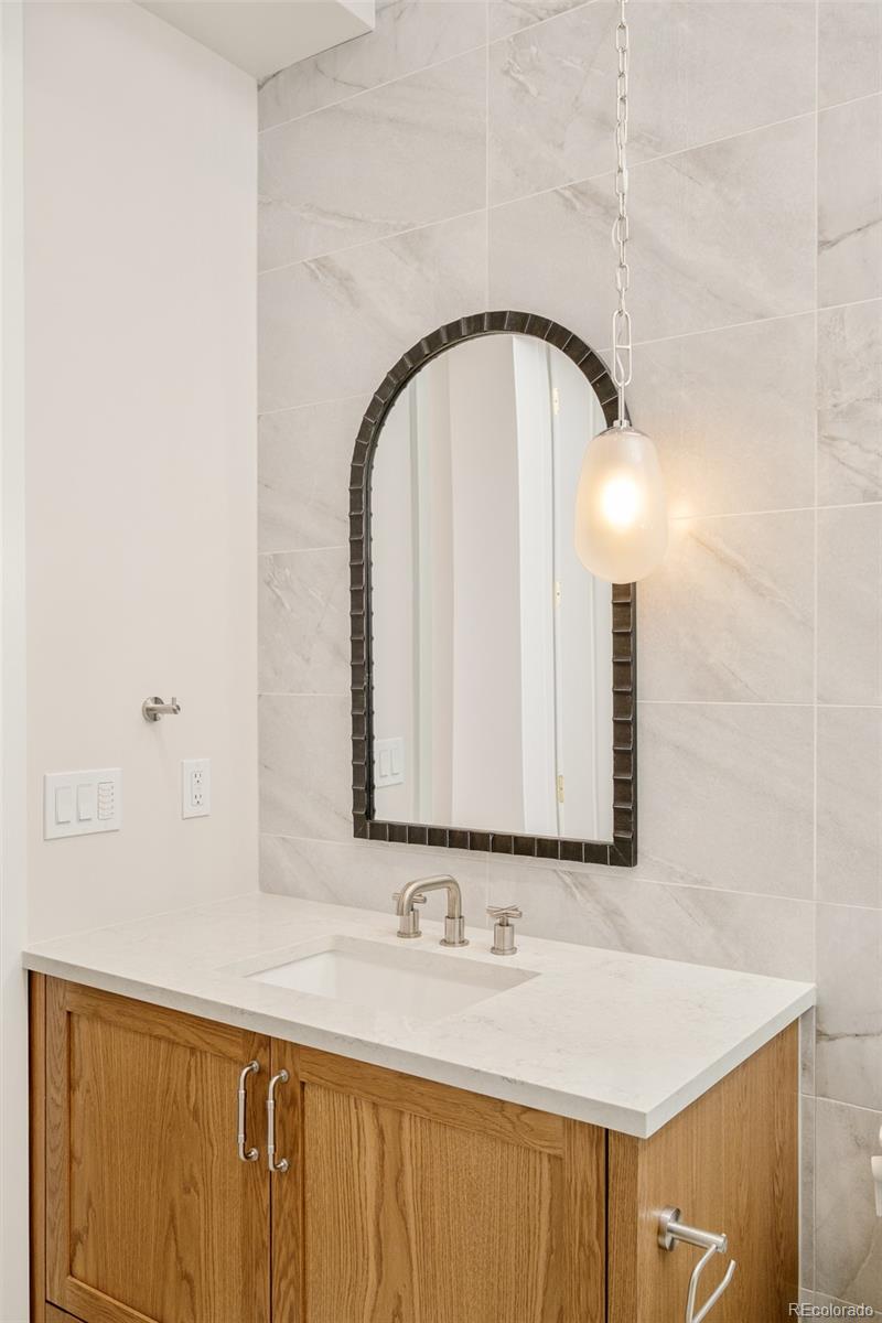 MLS Image #43 for 2485 s madison street,denver, Colorado