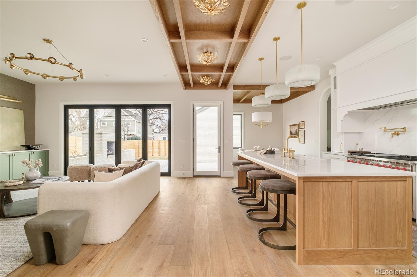 MLS Image #6 for 2485 s madison street,denver, Colorado