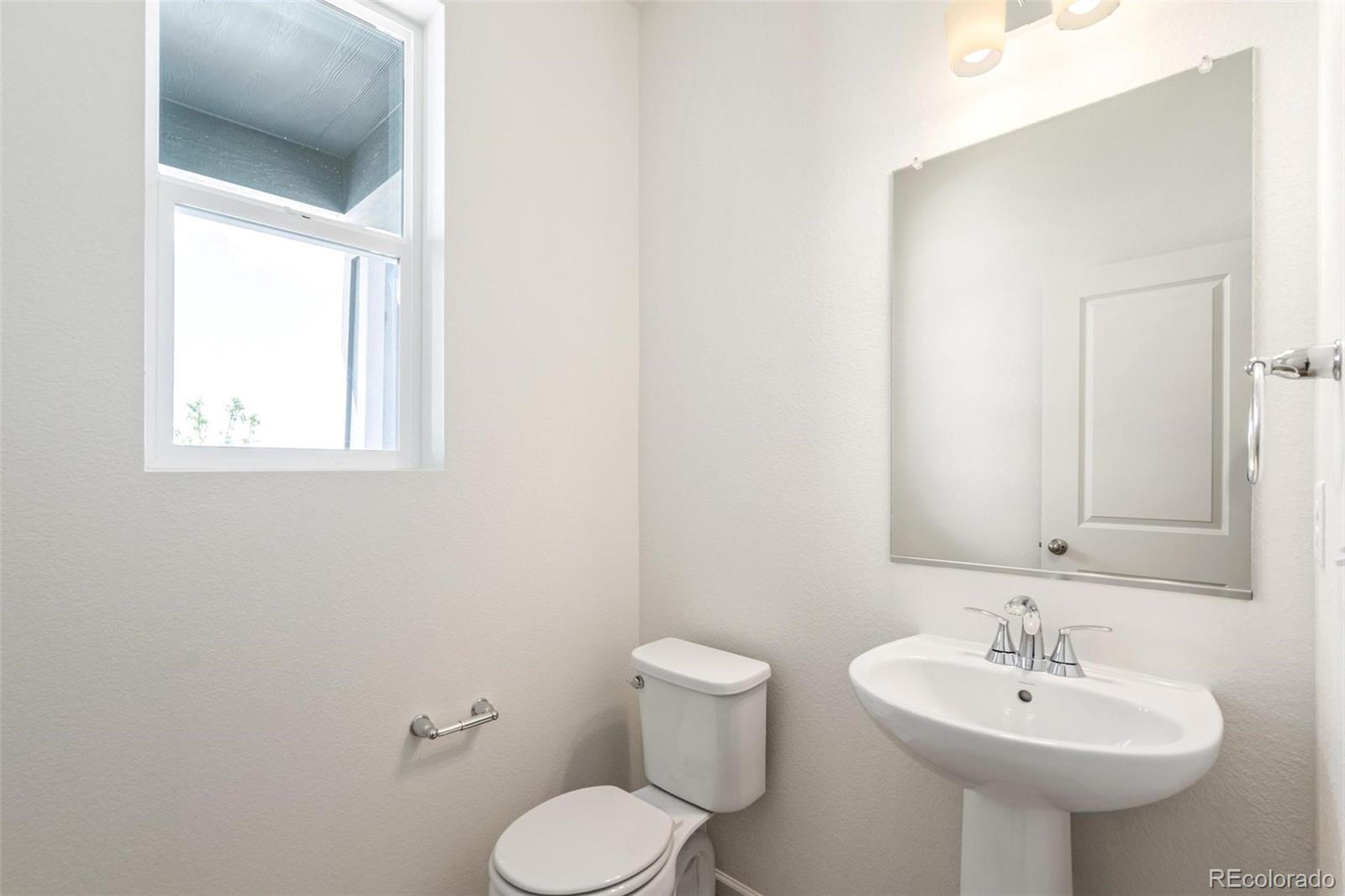 MLS Image #17 for 47389  magnolia avenue,bennett, Colorado