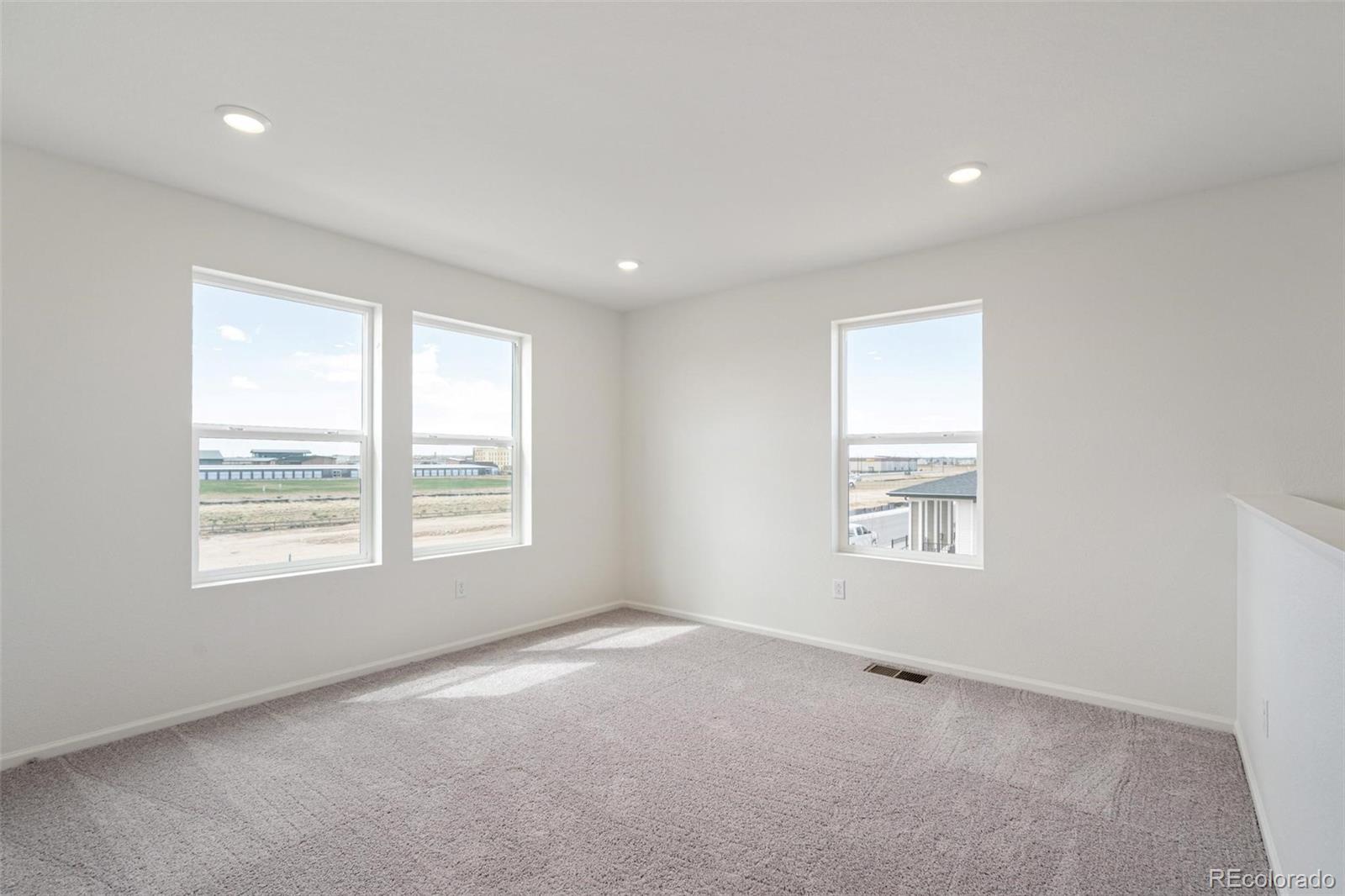 MLS Image #21 for 47389  magnolia avenue,bennett, Colorado