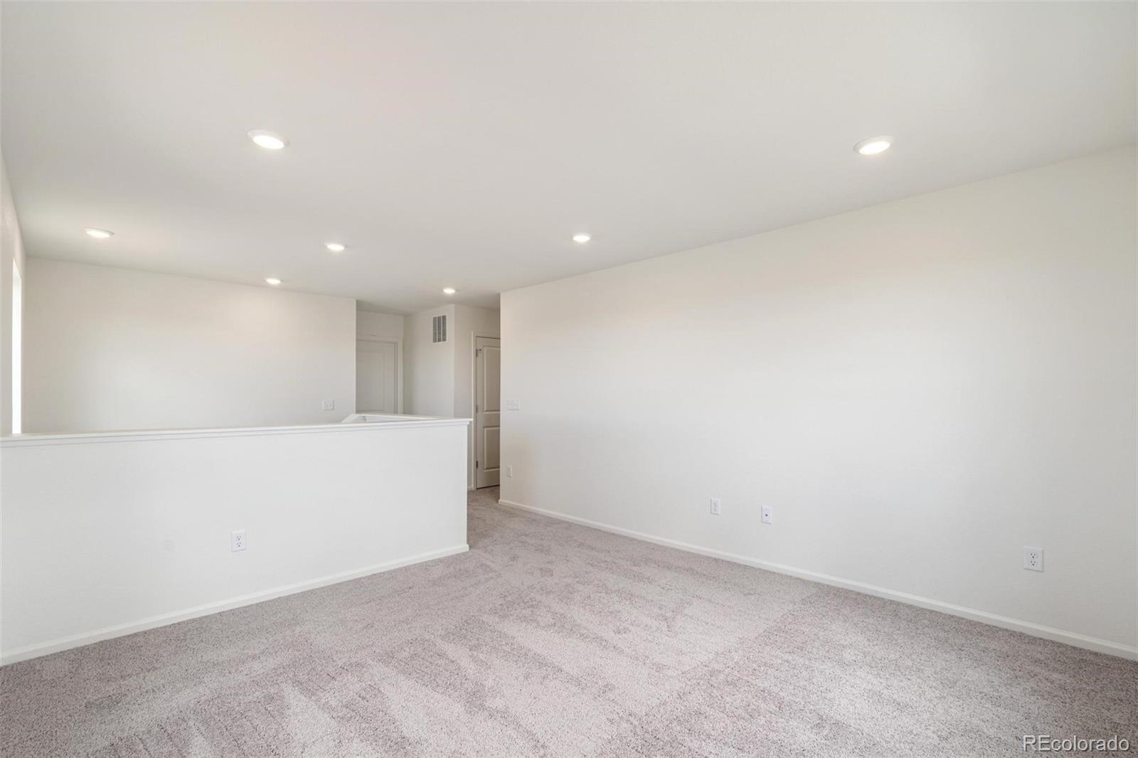 MLS Image #22 for 47389  magnolia avenue,bennett, Colorado