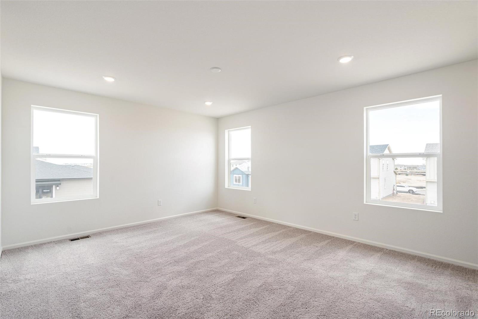 MLS Image #23 for 47389  magnolia avenue,bennett, Colorado