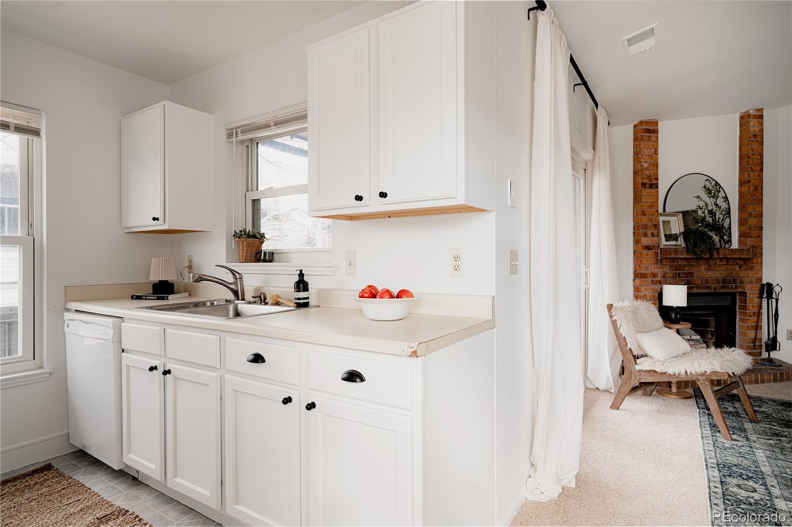 MLS Image #12 for 8045 w eastman place 206,lakewood, Colorado