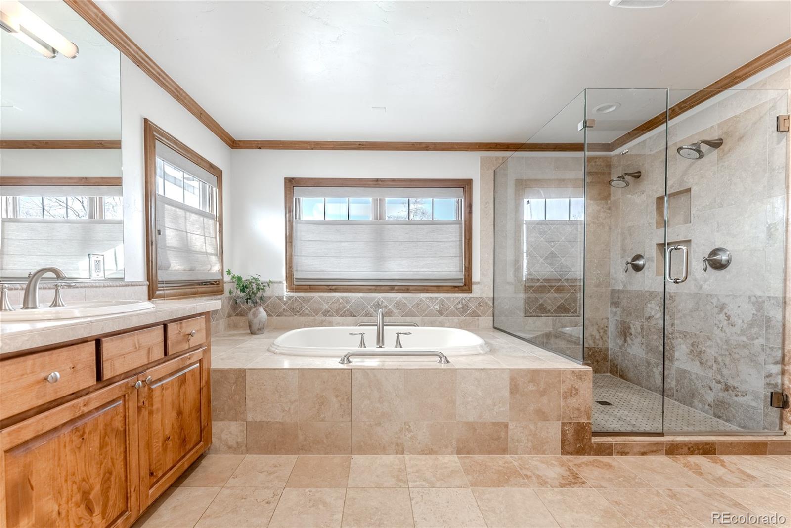 MLS Image #20 for 2515 s fillmore street,denver, Colorado