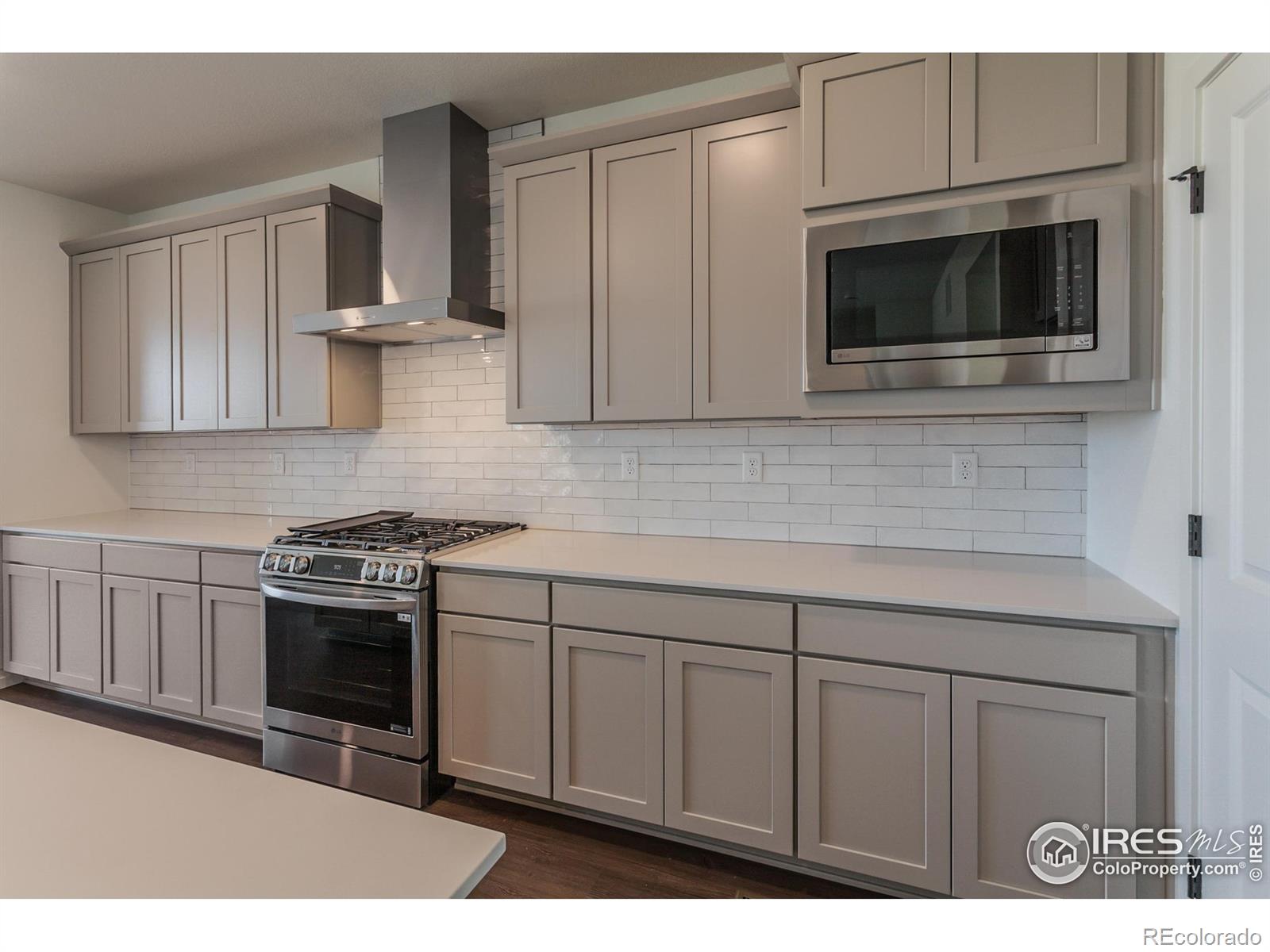 MLS Image #9 for 768  chatter road,windsor, Colorado