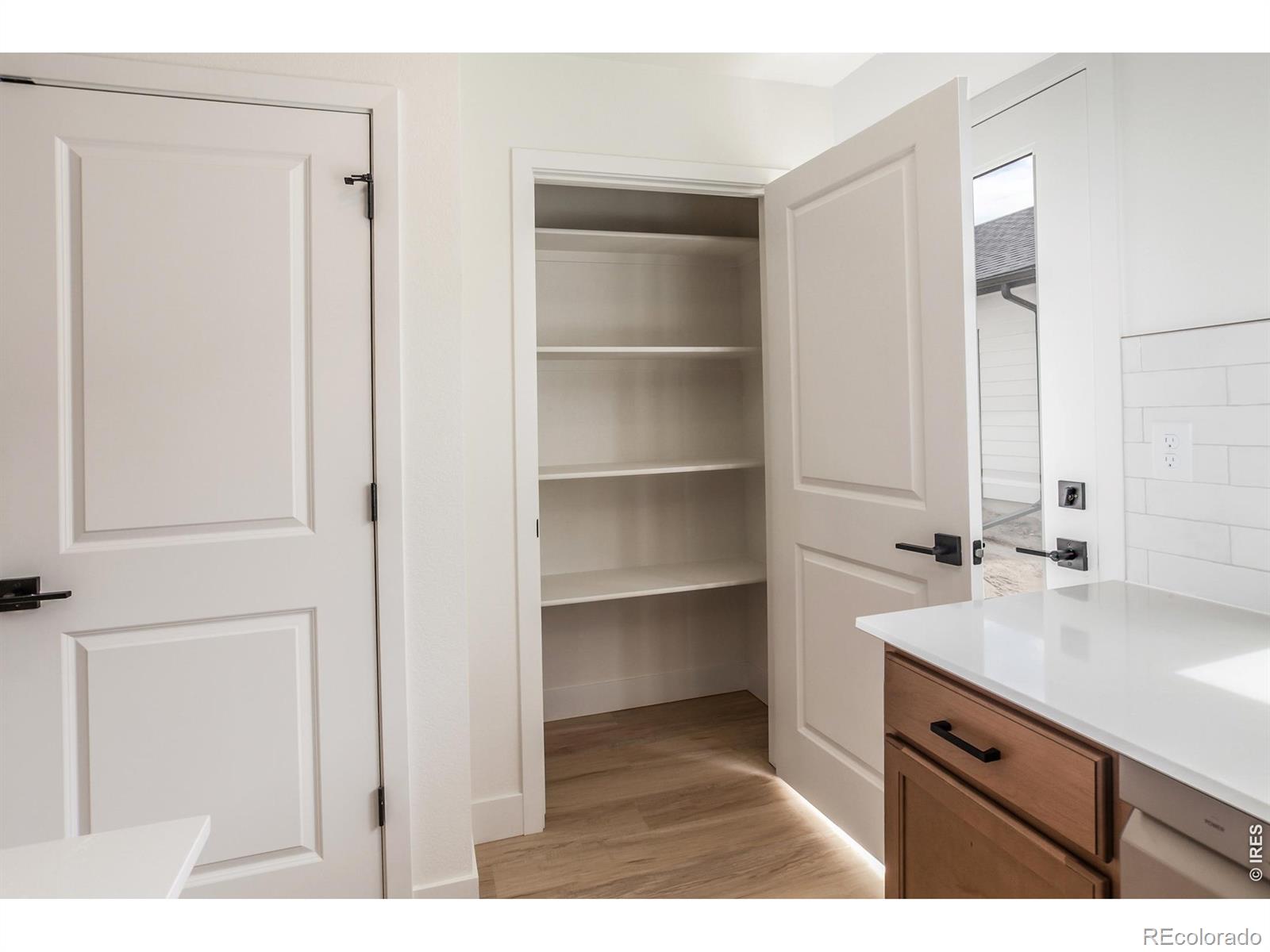 MLS Image #10 for 945  trumpet lane,windsor, Colorado