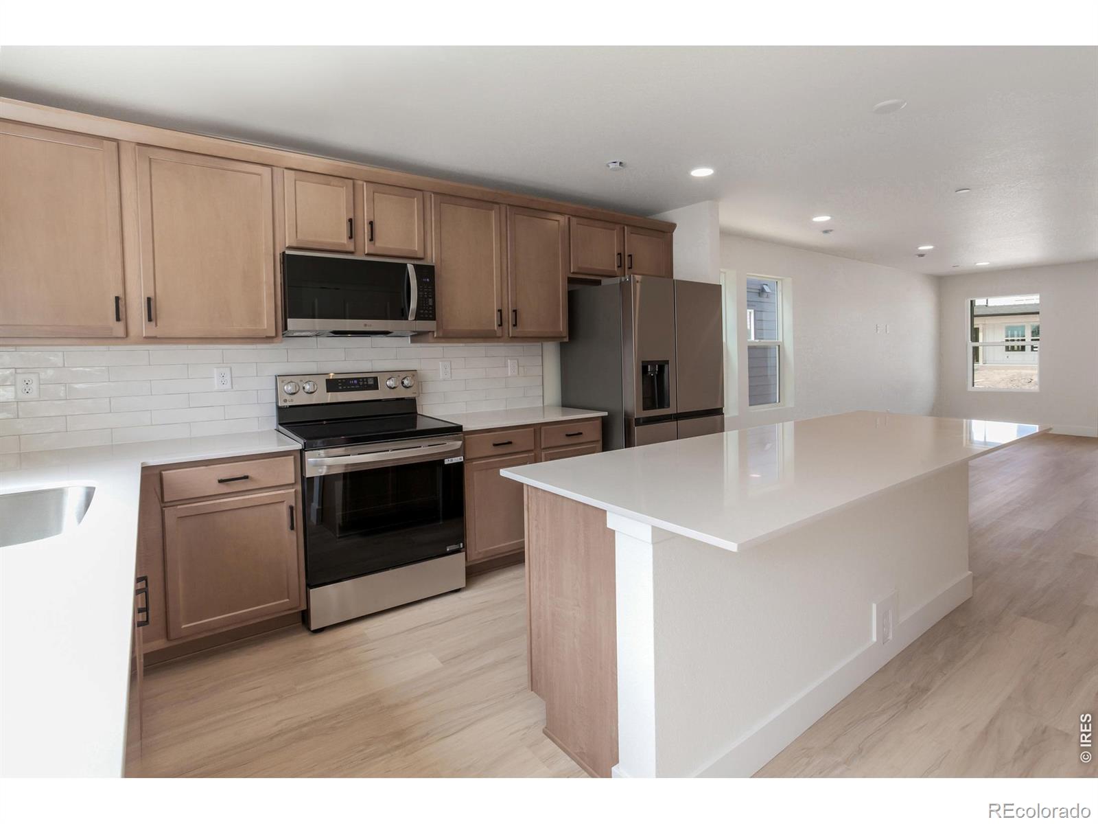 MLS Image #11 for 945  trumpet lane,windsor, Colorado