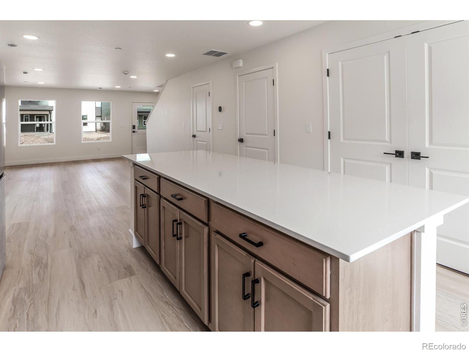 MLS Image #14 for 945  trumpet lane,windsor, Colorado