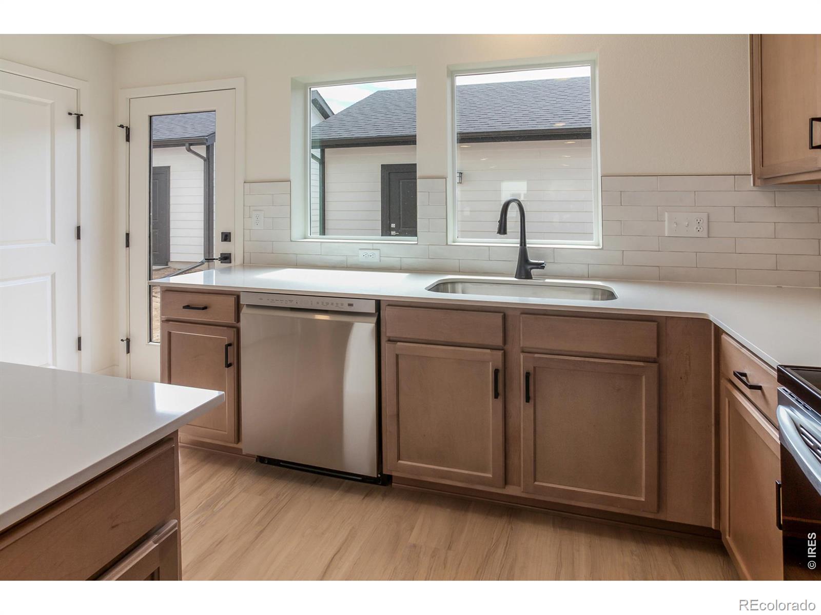 MLS Image #15 for 945  trumpet lane,windsor, Colorado