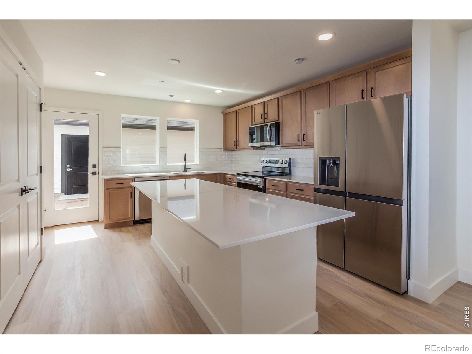 MLS Image #16 for 945  trumpet lane,windsor, Colorado