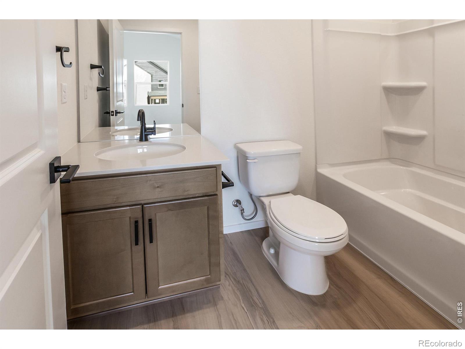MLS Image #23 for 945  trumpet lane,windsor, Colorado