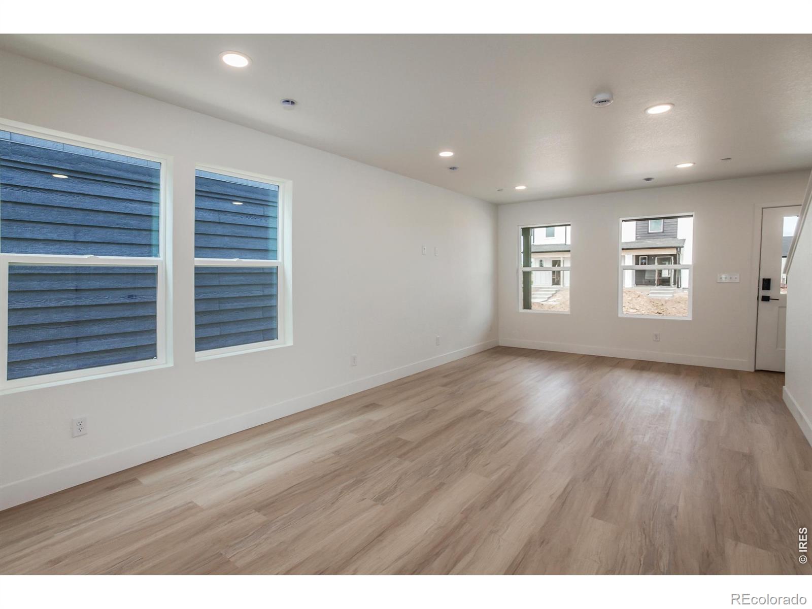 MLS Image #8 for 945  trumpet lane,windsor, Colorado
