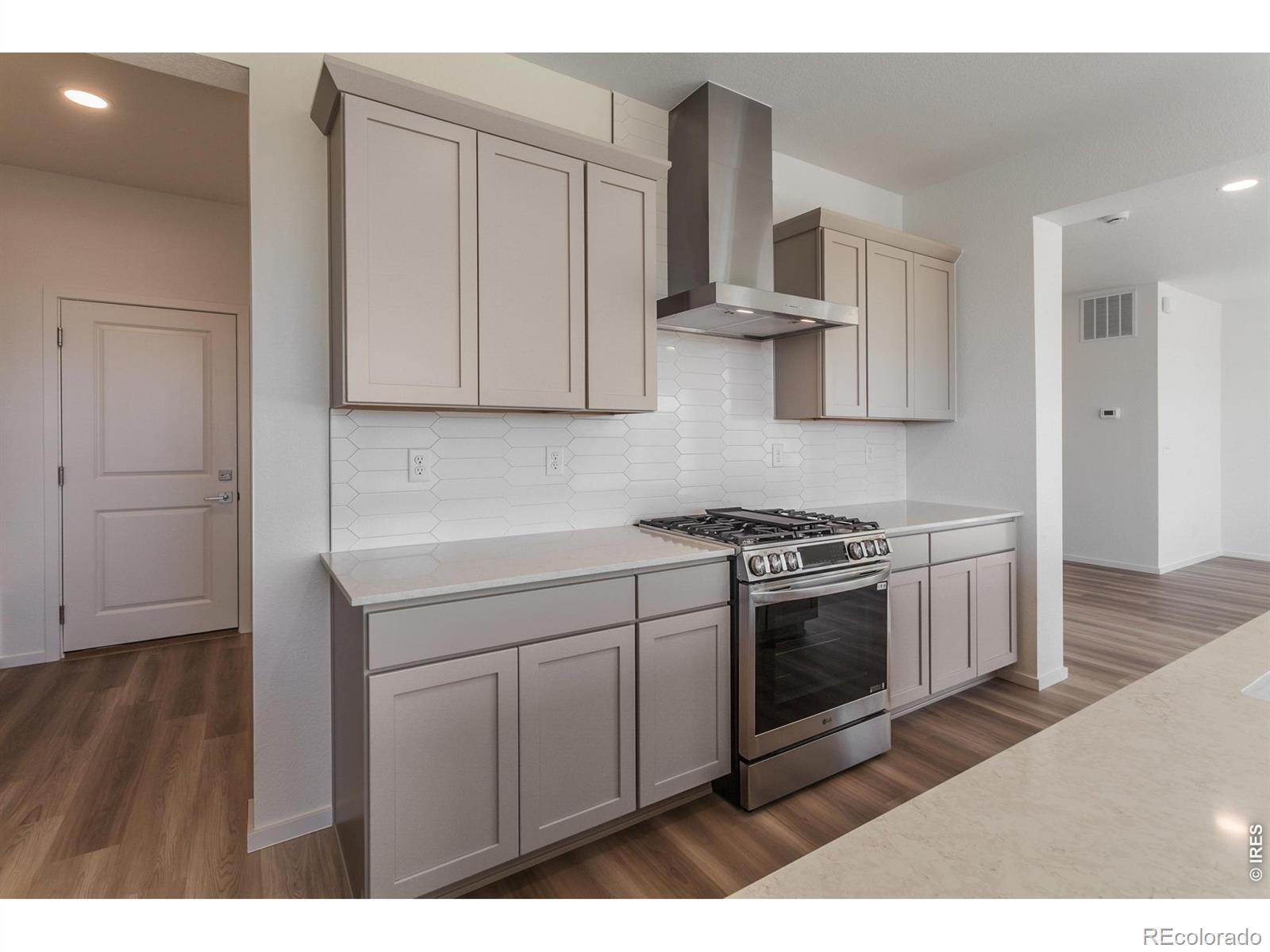 MLS Image #16 for 6079  red barn road,timnath, Colorado