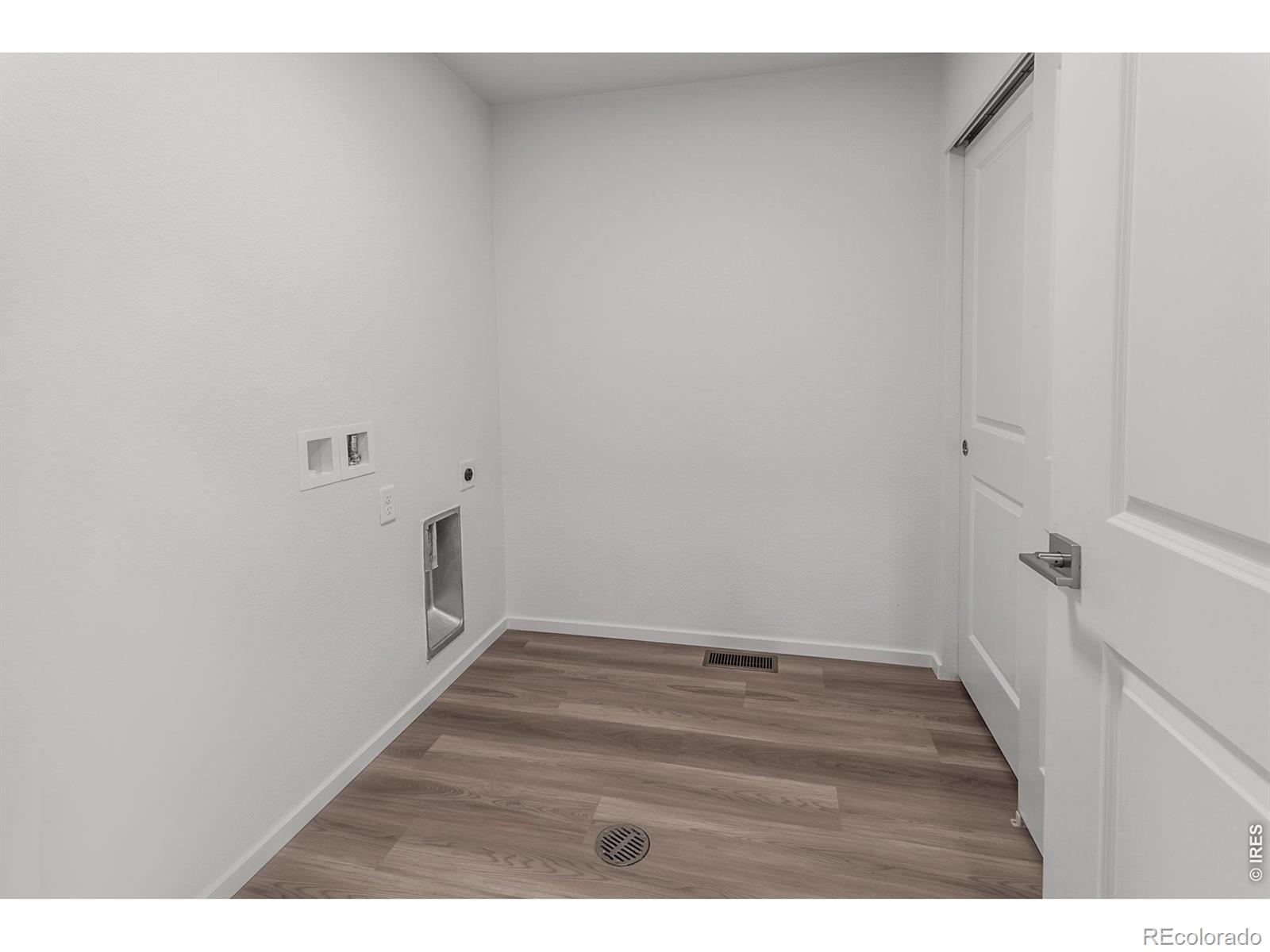 MLS Image #34 for 6079  red barn road,timnath, Colorado
