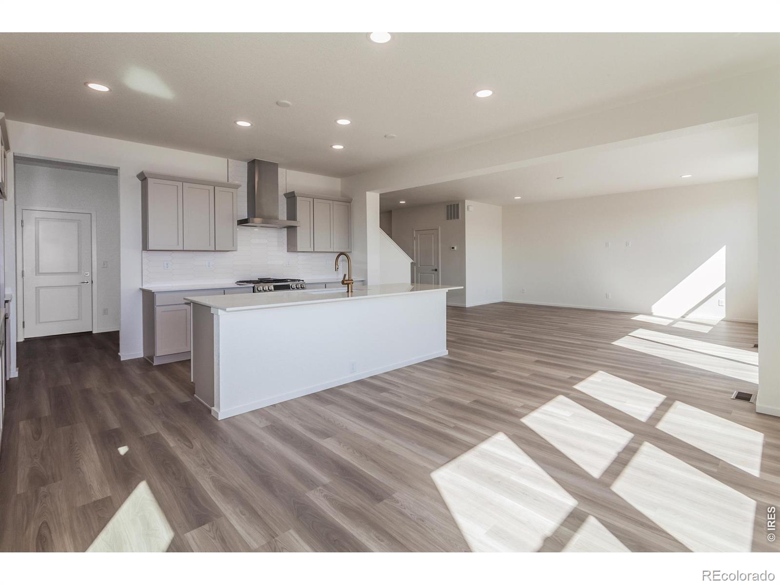 MLS Image #8 for 6079  red barn road,timnath, Colorado