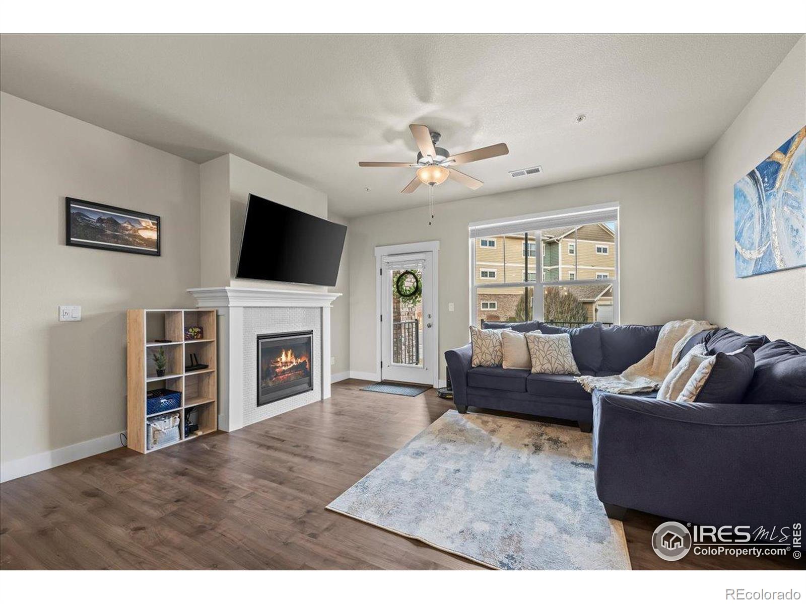 MLS Image #3 for 4622  hahns peak drive,loveland, Colorado