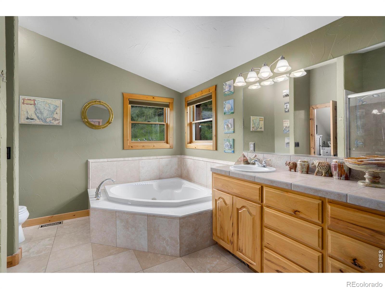 MLS Image #15 for 555  james park trail,loveland, Colorado