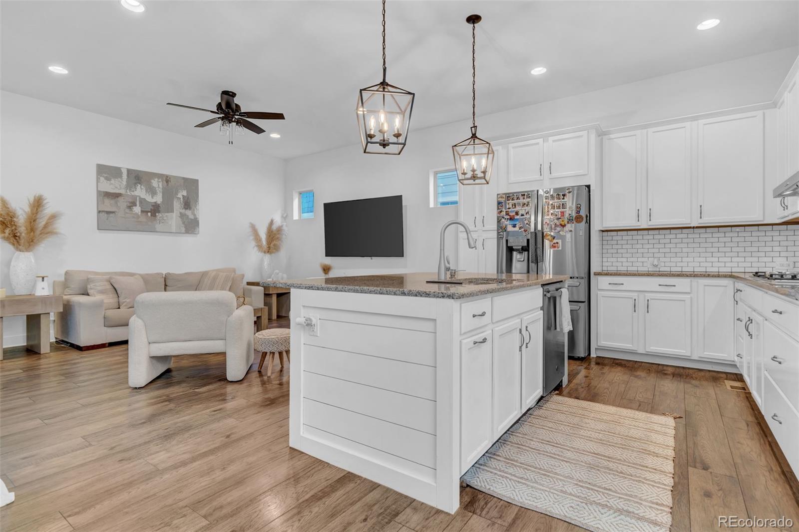 MLS Image #8 for 9335 e 58th drive,denver, Colorado