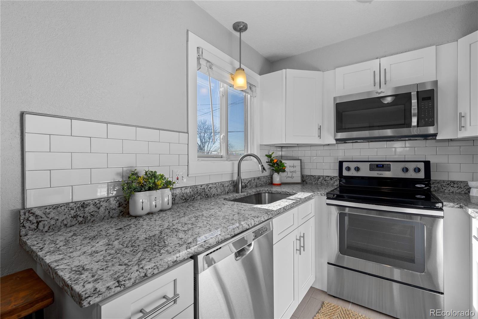 MLS Image #13 for 2700 s holly street,denver, Colorado