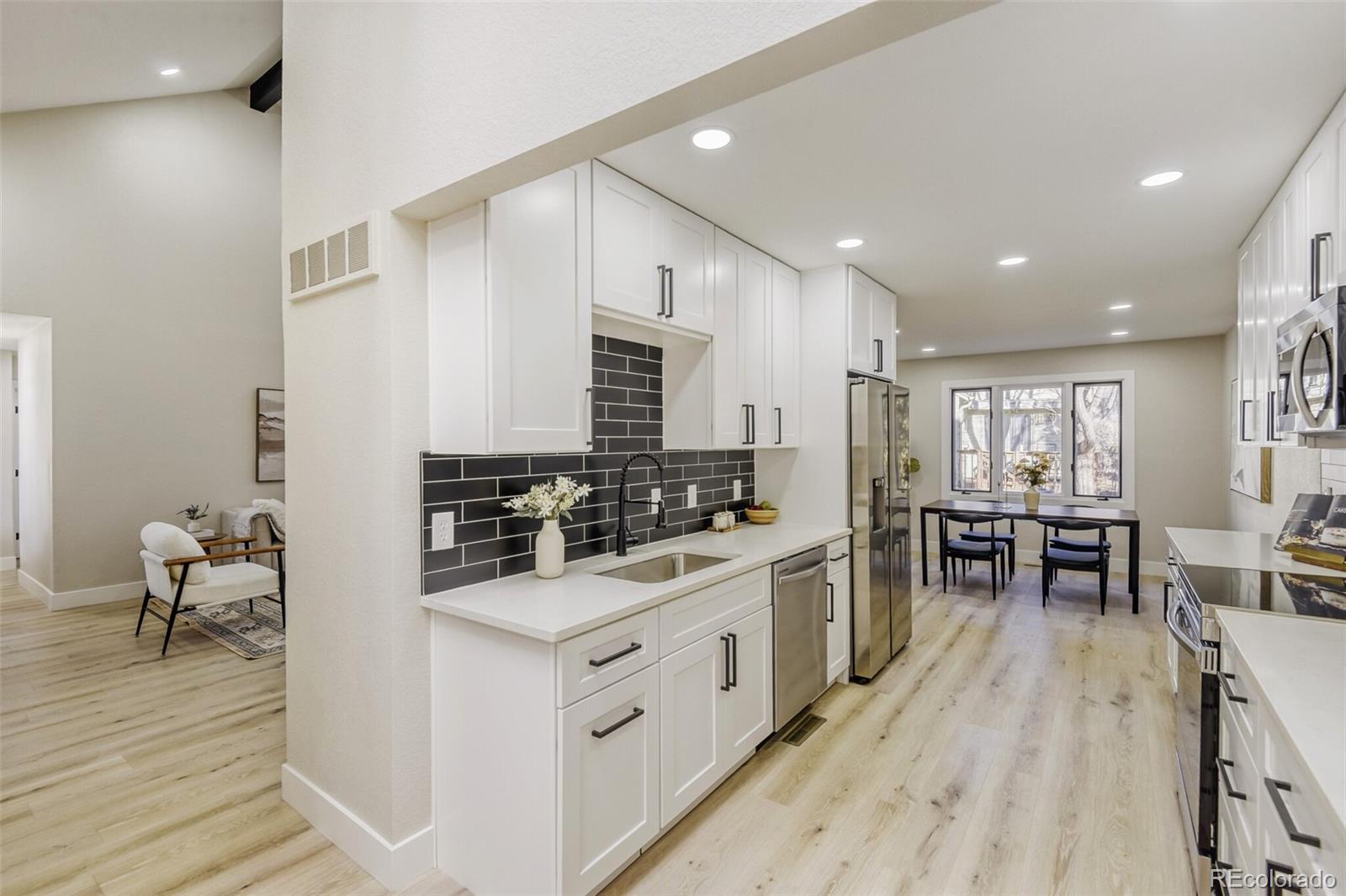 MLS Image #6 for 8344 e radcliff avenue,denver, Colorado