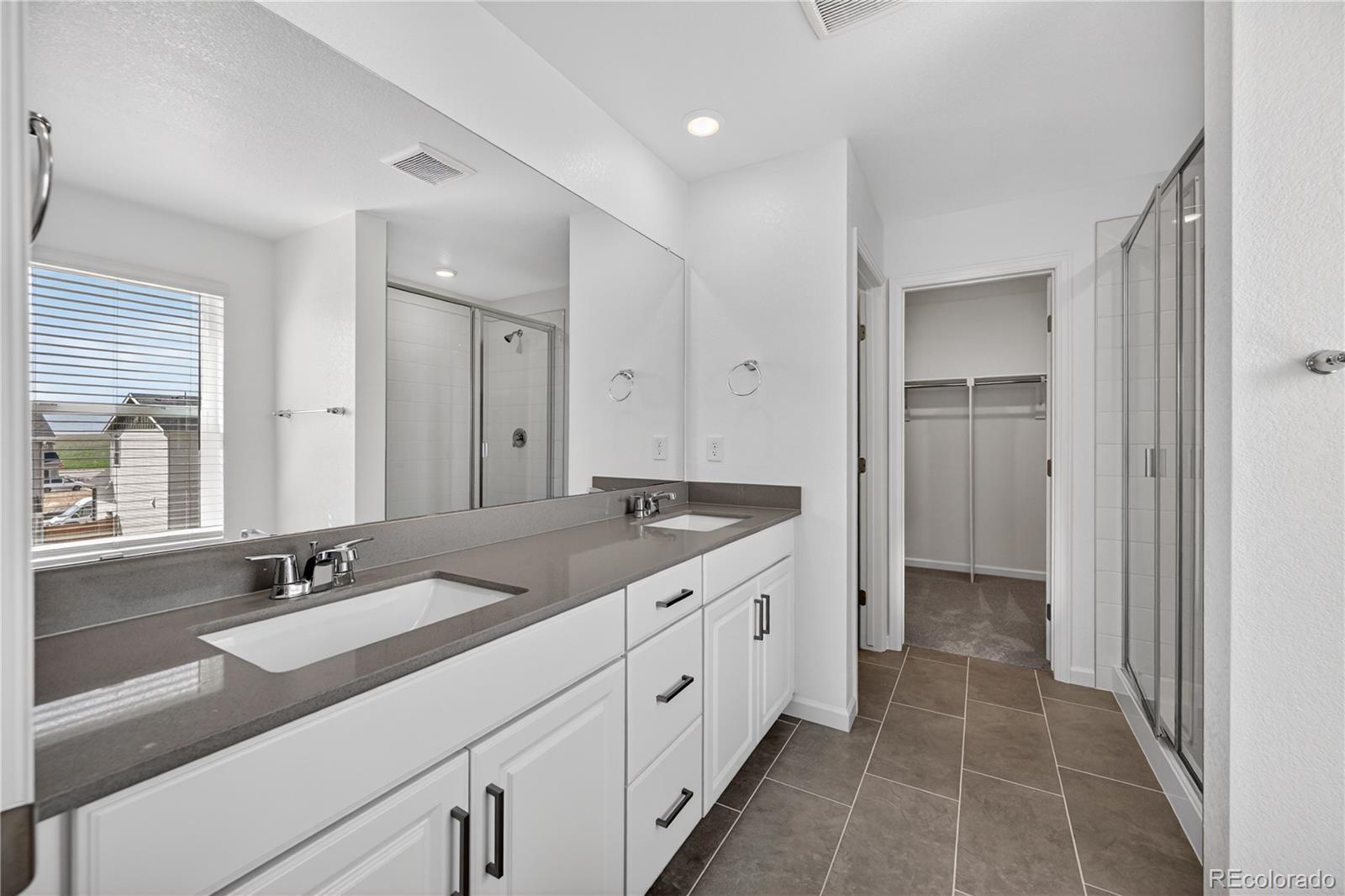 MLS Image #10 for 28450 e 4th place,watkins, Colorado