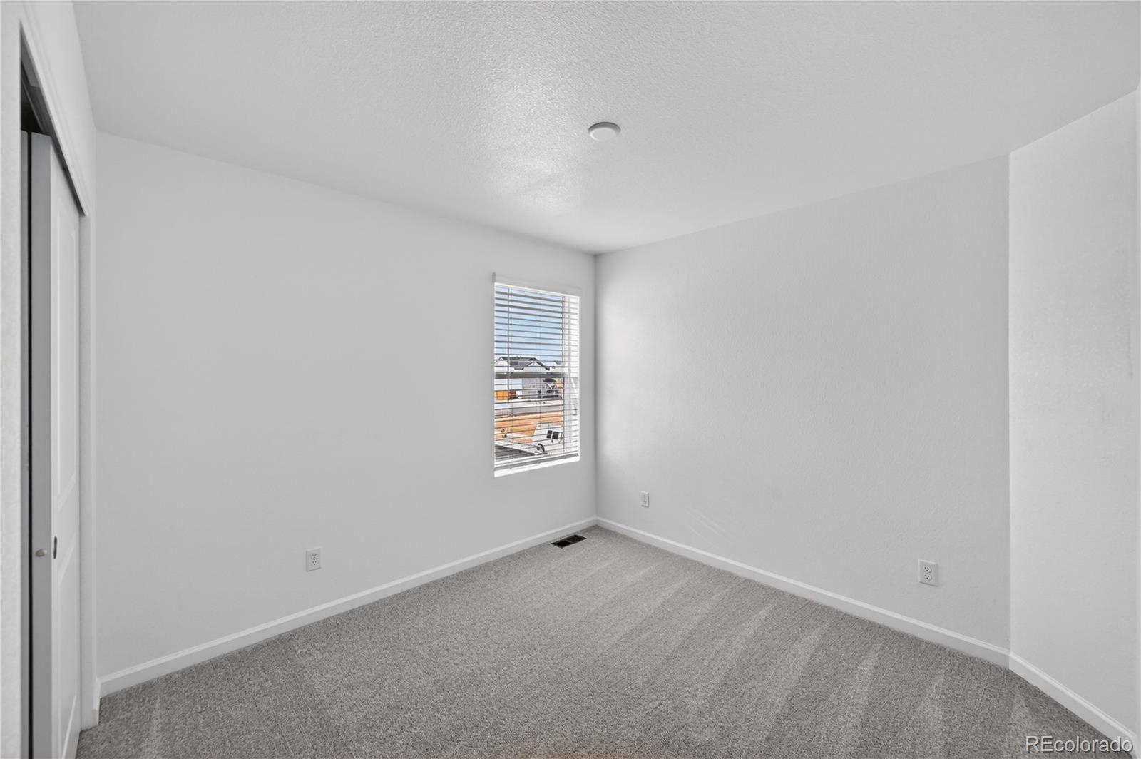 MLS Image #12 for 28450 e 4th place,watkins, Colorado