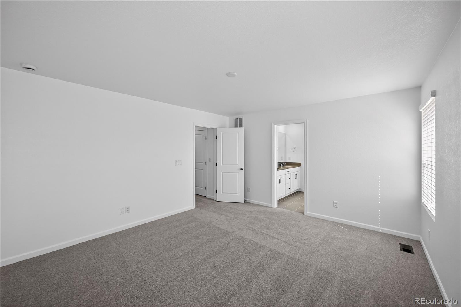 MLS Image #9 for 28450 e 4th place,watkins, Colorado