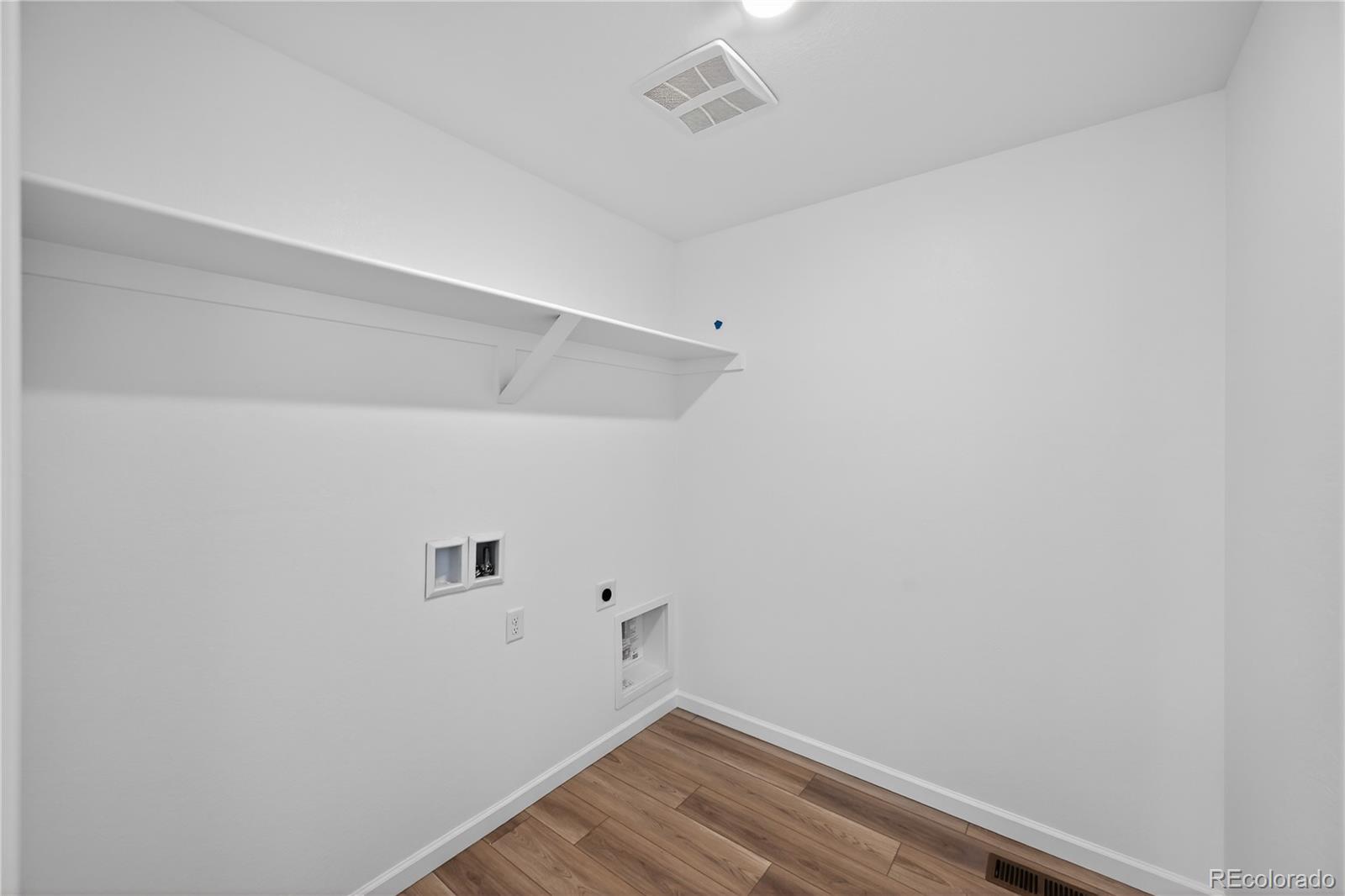 MLS Image #14 for 28430 e 4th place,watkins, Colorado
