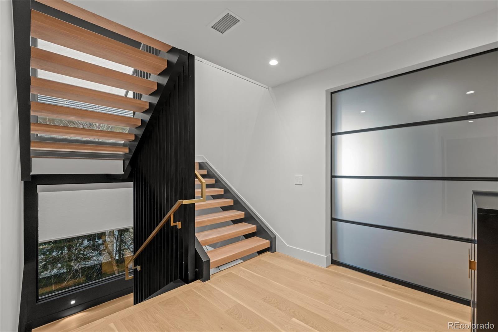 MLS Image #19 for 600 s franklin street,denver, Colorado