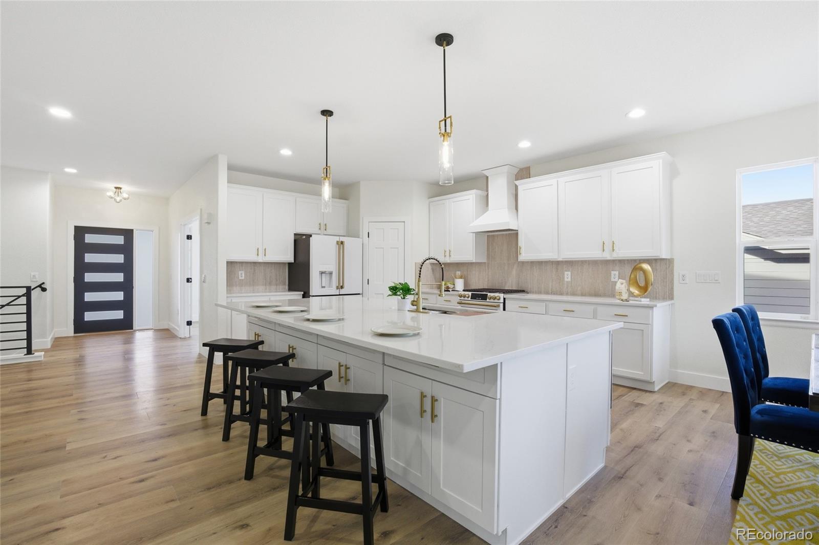 MLS Image #7 for 23464 e heritage parkway,aurora, Colorado