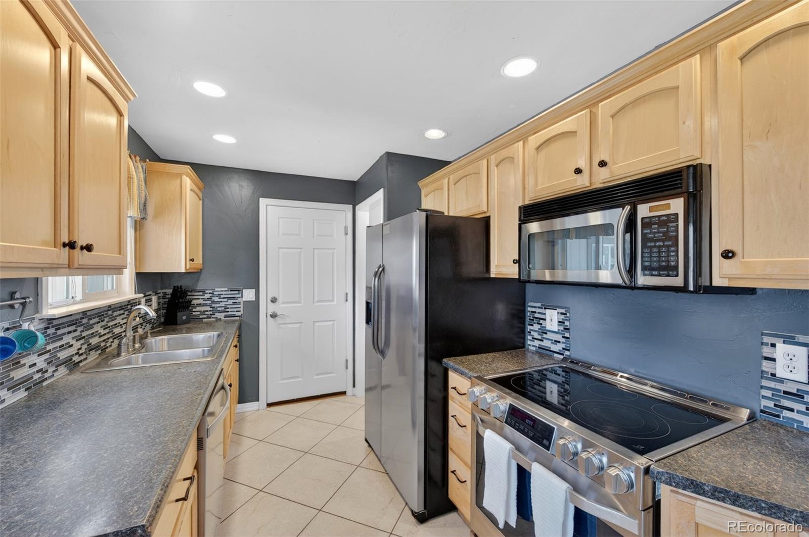 MLS Image #8 for 284 w shepperd avenue,littleton, Colorado