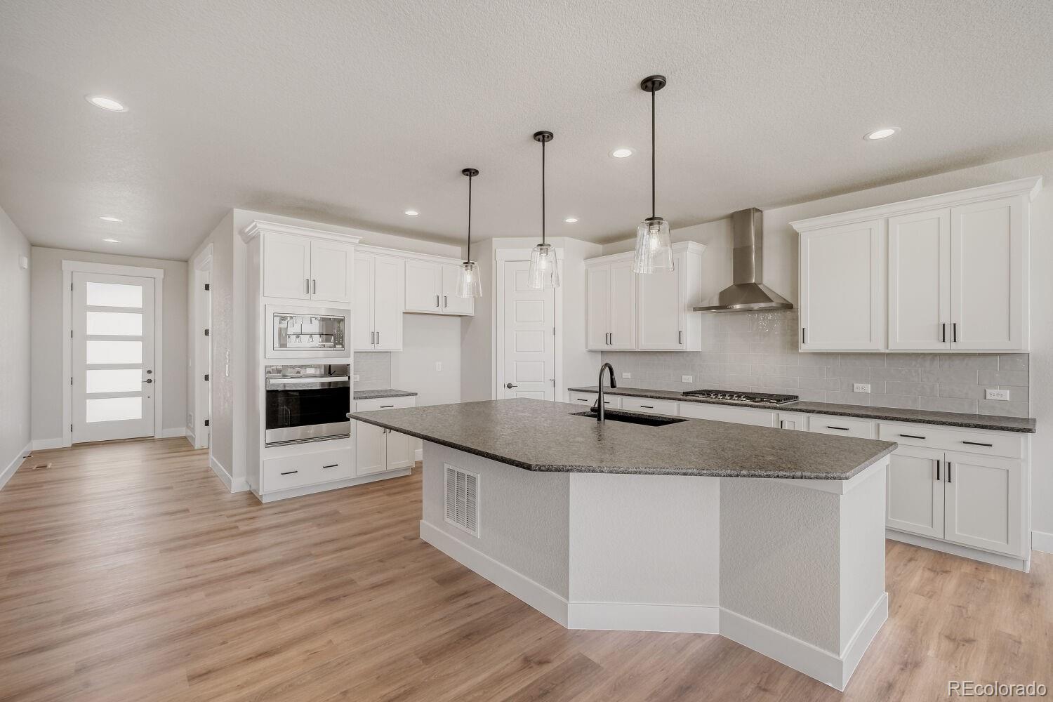 MLS Image #6 for 8702  long beach terrace,colorado springs, Colorado