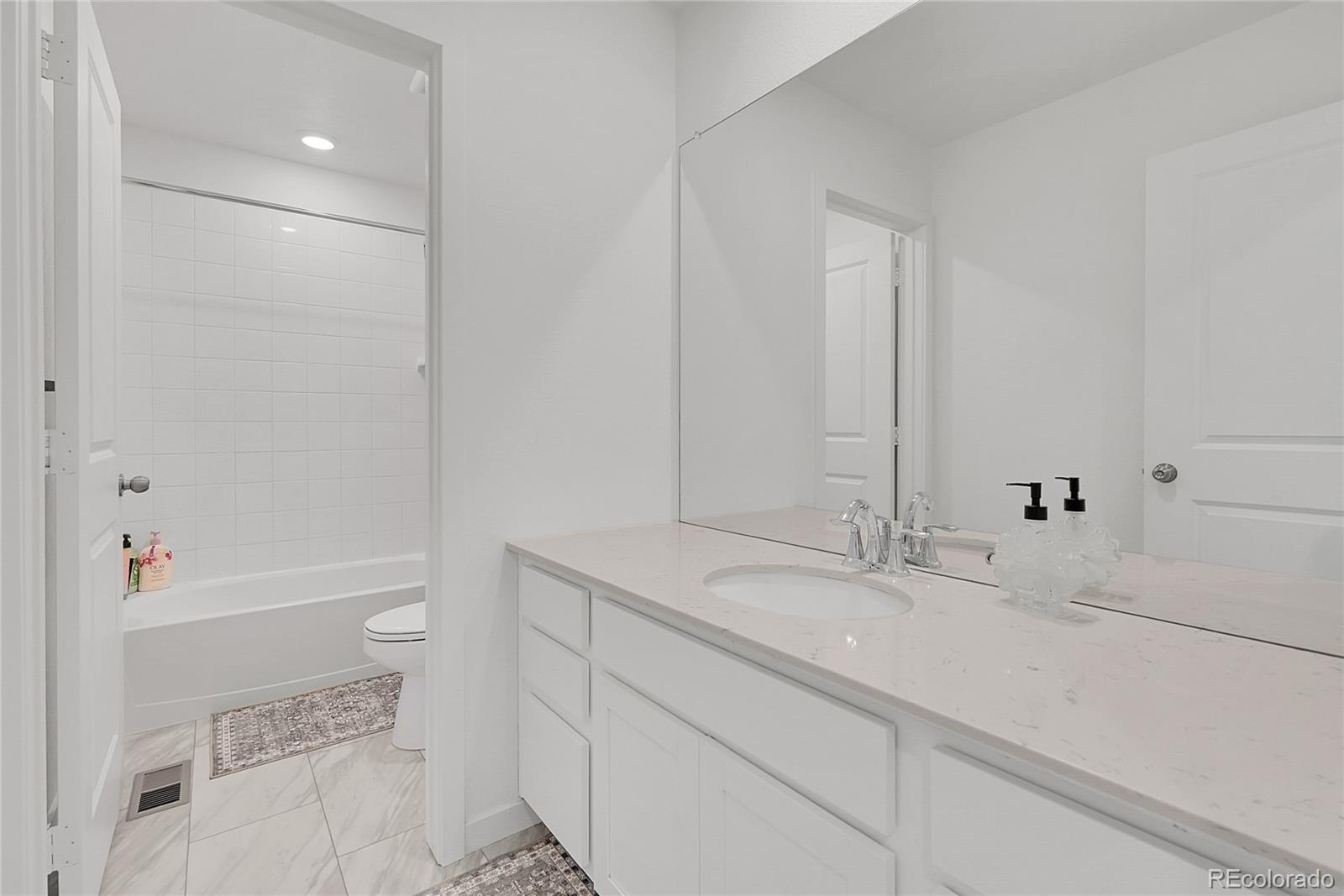 MLS Image #23 for 903  crestone street,johnstown, Colorado