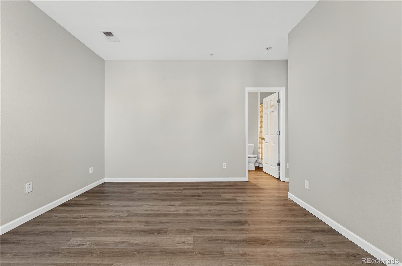 MLS Image #22 for 14300  waterside lane,broomfield, Colorado