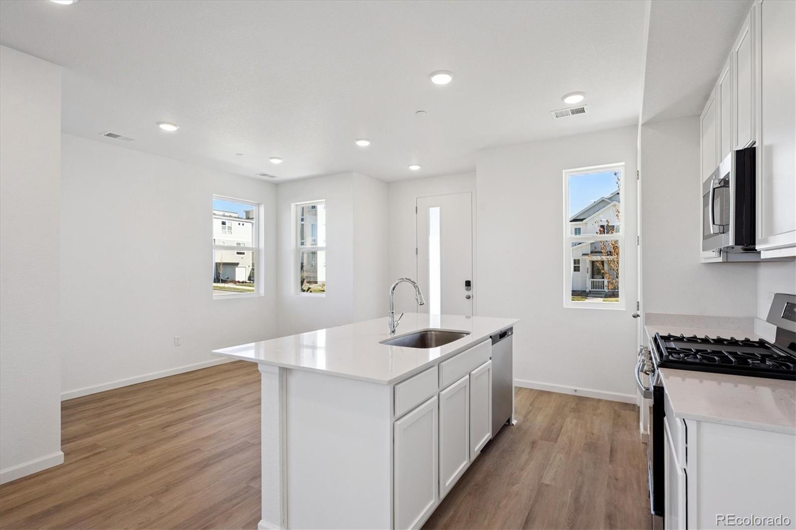 MLS Image #6 for 2870  taryn street,erie, Colorado