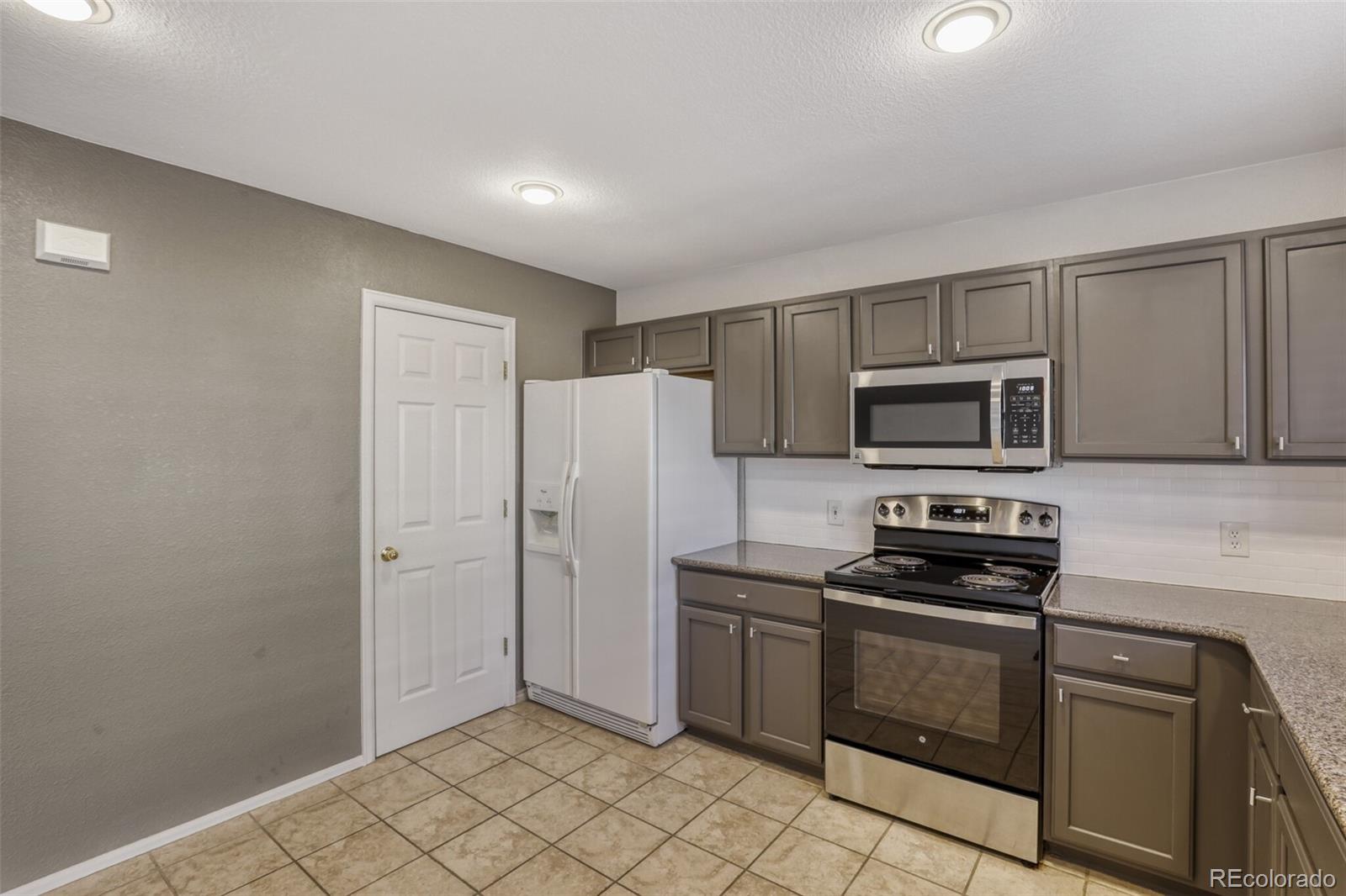 MLS Image #10 for 3637  dexter court,denver, Colorado