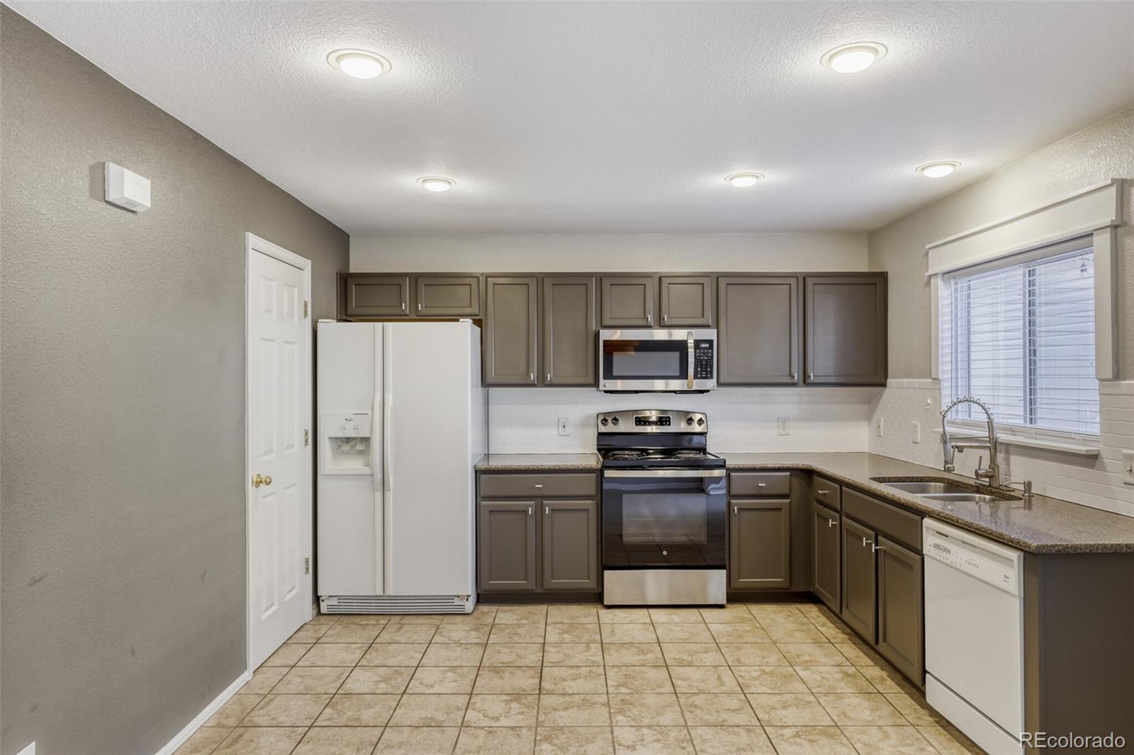 MLS Image #11 for 3637  dexter court,denver, Colorado