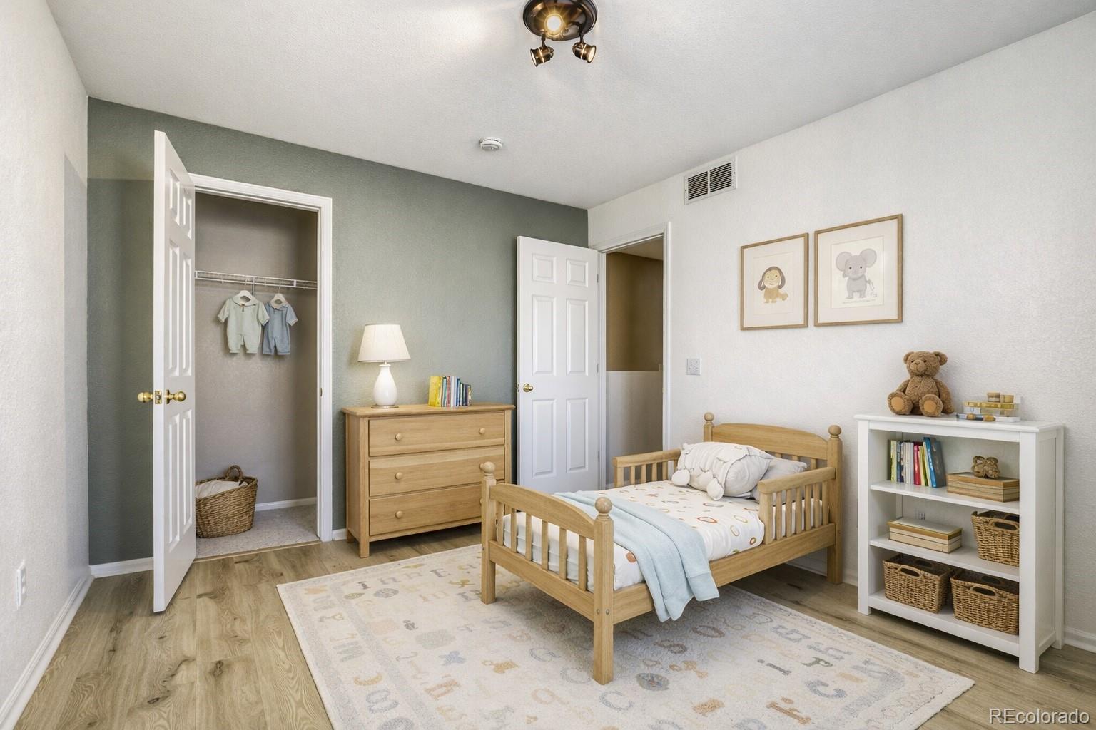 MLS Image #23 for 3637  dexter court,denver, Colorado