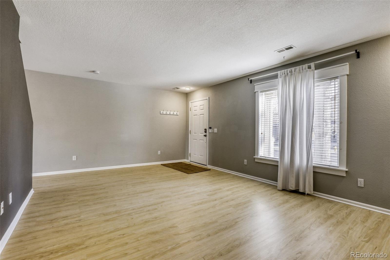 MLS Image #6 for 3637  dexter court,denver, Colorado