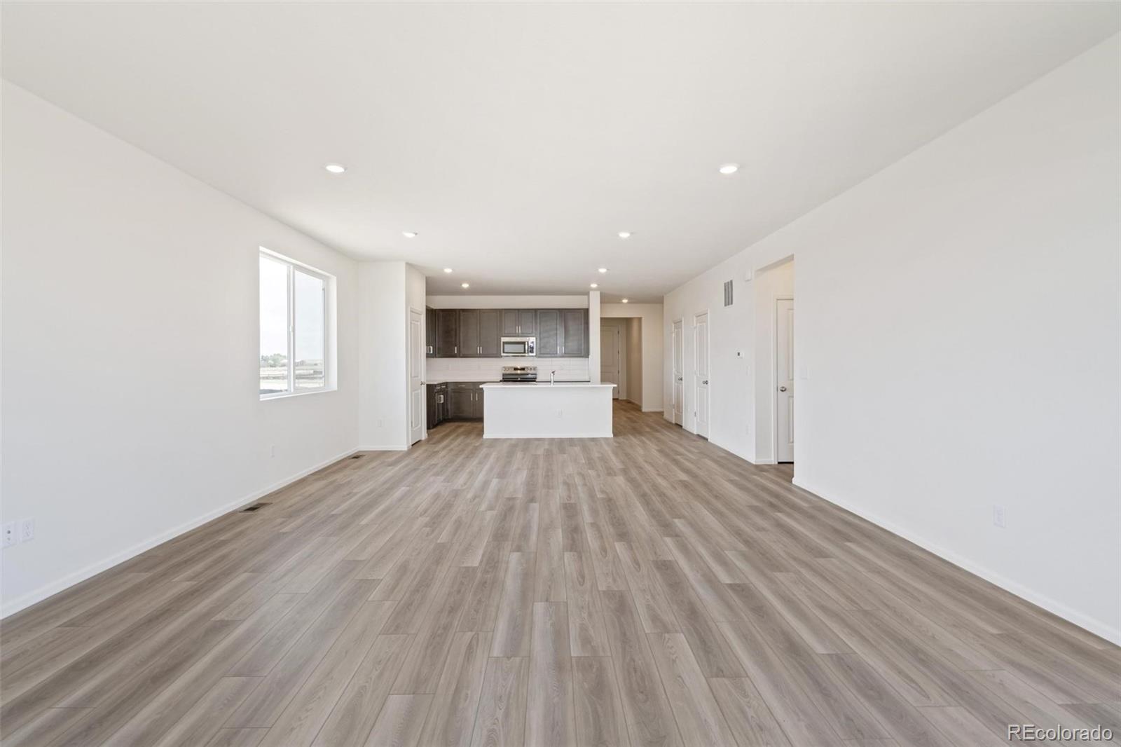 MLS Image #3 for 47409  magnolia avenue,bennett, Colorado