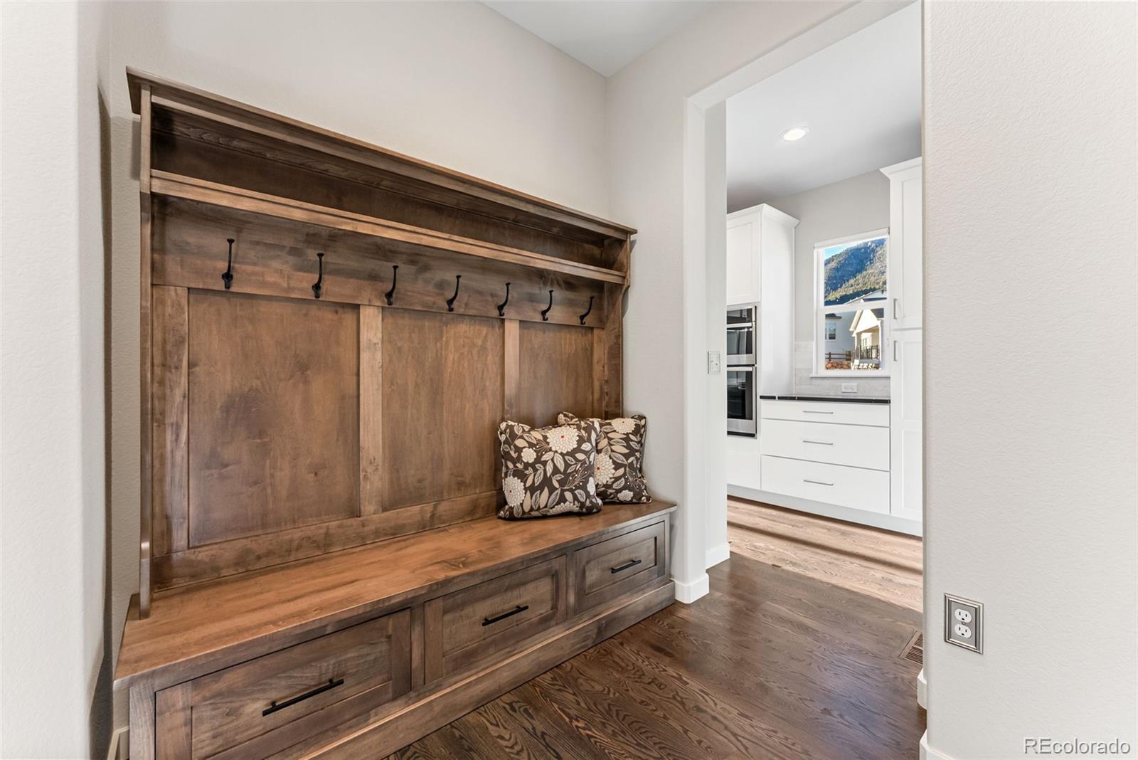 MLS Image #18 for 5486  mesa top drive,monument, Colorado