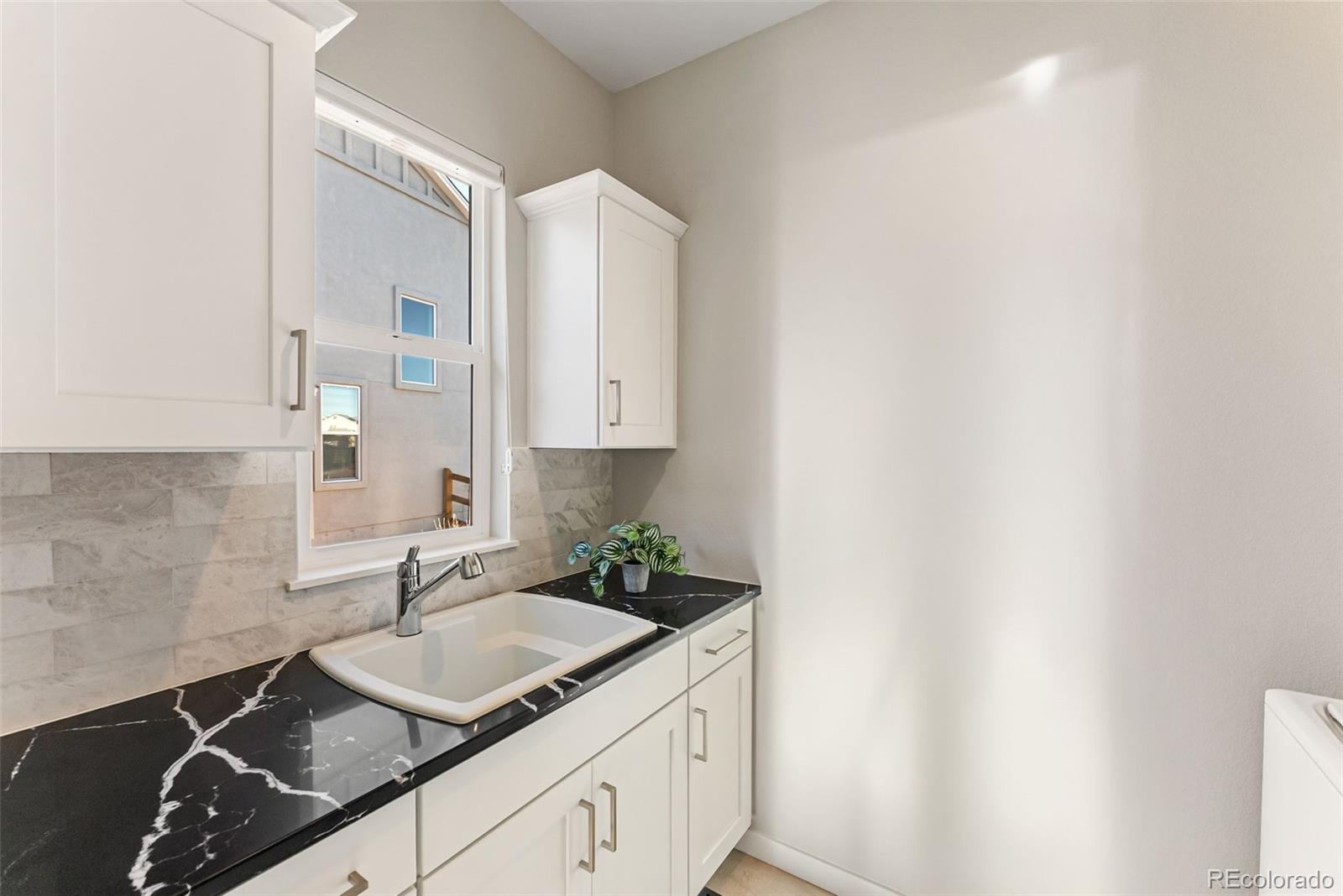 MLS Image #19 for 5486  mesa top drive,monument, Colorado