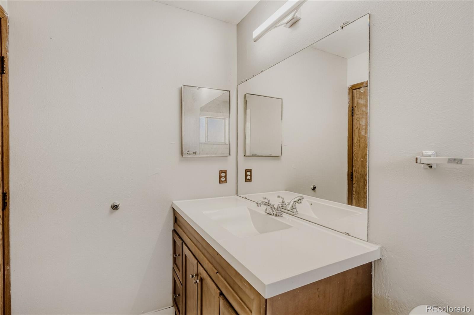 MLS Image #21 for 1074 s dearborn street 108,aurora, Colorado
