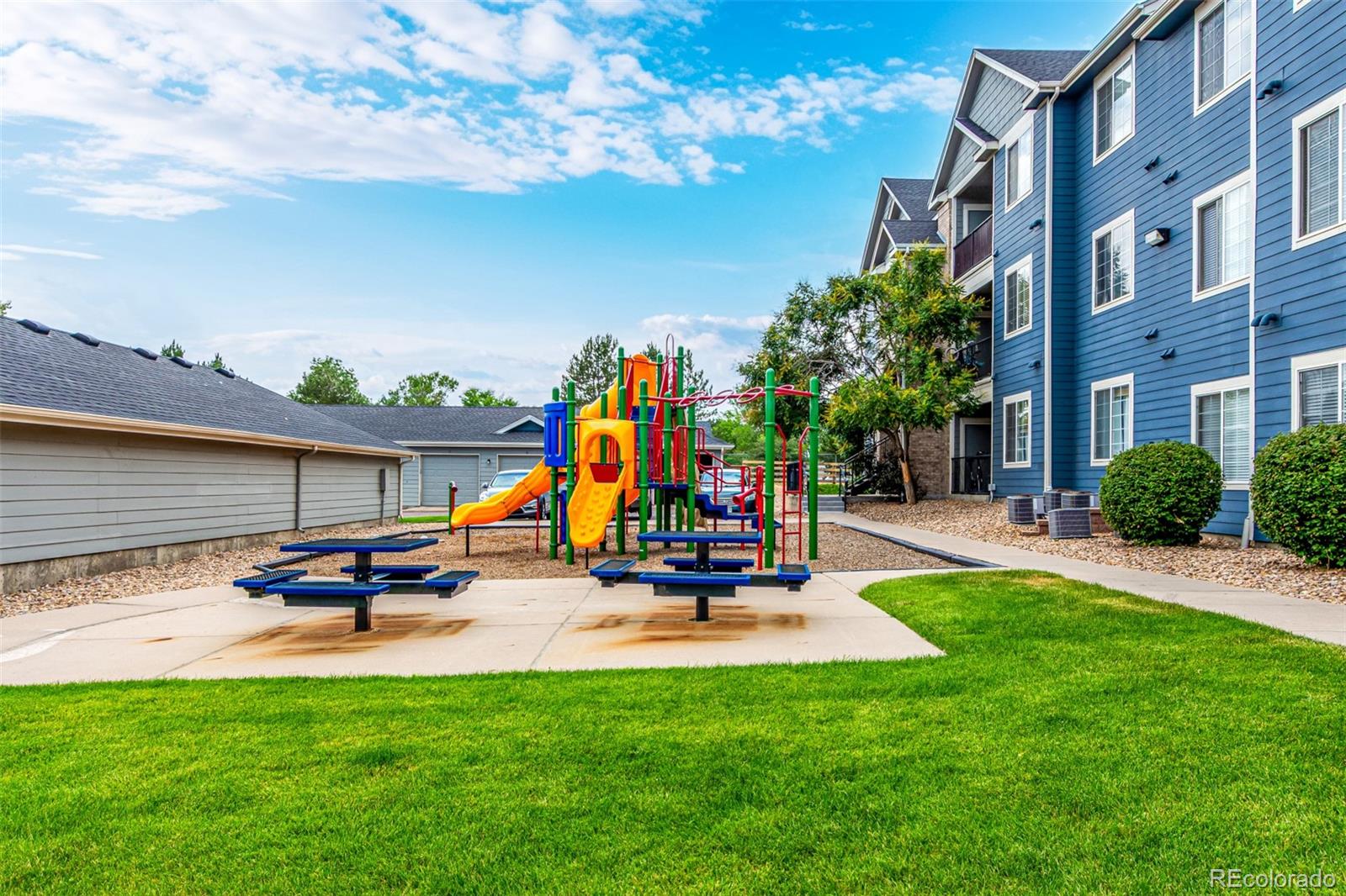 MLS Image #22 for 4451 s ammons street,littleton, Colorado