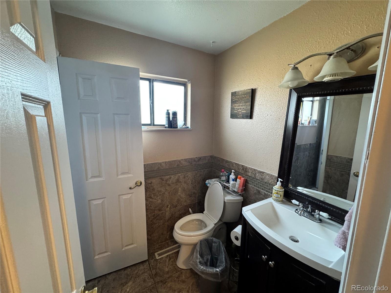 MLS Image #15 for 1838 e 98th avenue,thornton, Colorado