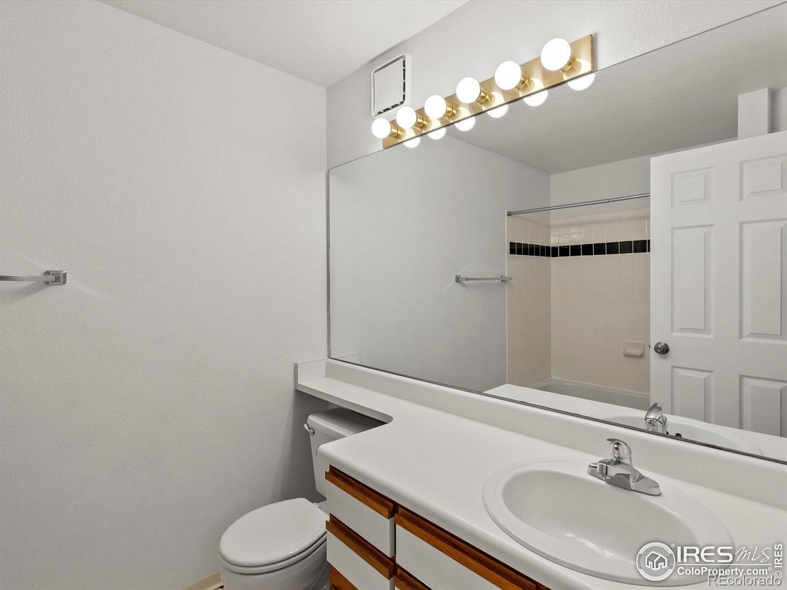 MLS Image #10 for 33 s boulder circle,boulder, Colorado
