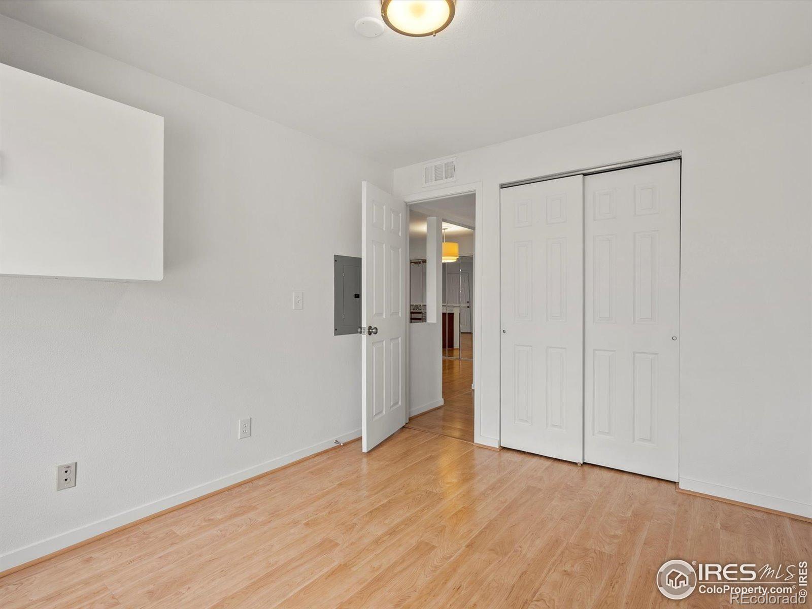 MLS Image #15 for 33 s boulder circle,boulder, Colorado