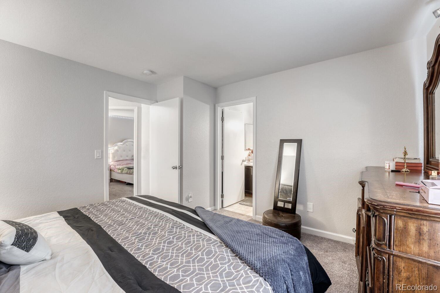MLS Image #11 for 18946 e 22nd place,aurora, Colorado