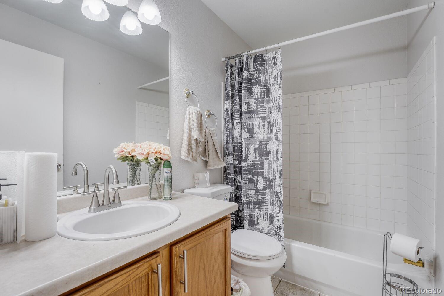 MLS Image #13 for 18946 e 22nd place,aurora, Colorado