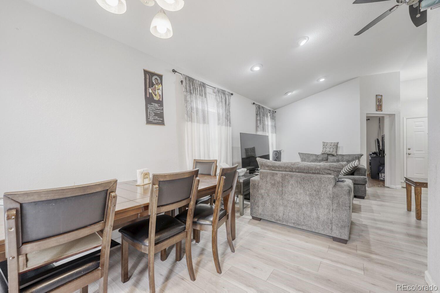 MLS Image #6 for 18946 e 22nd place,aurora, Colorado